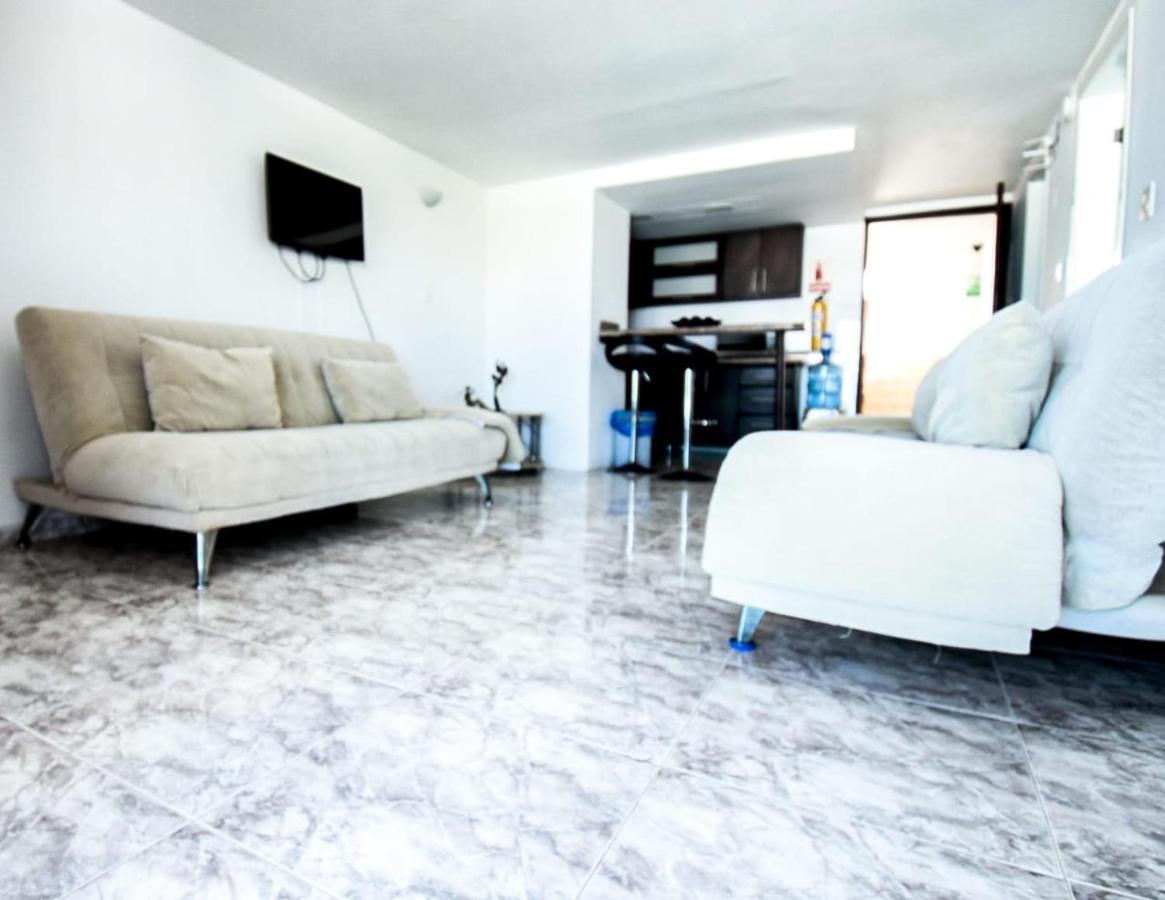 En Apartment *